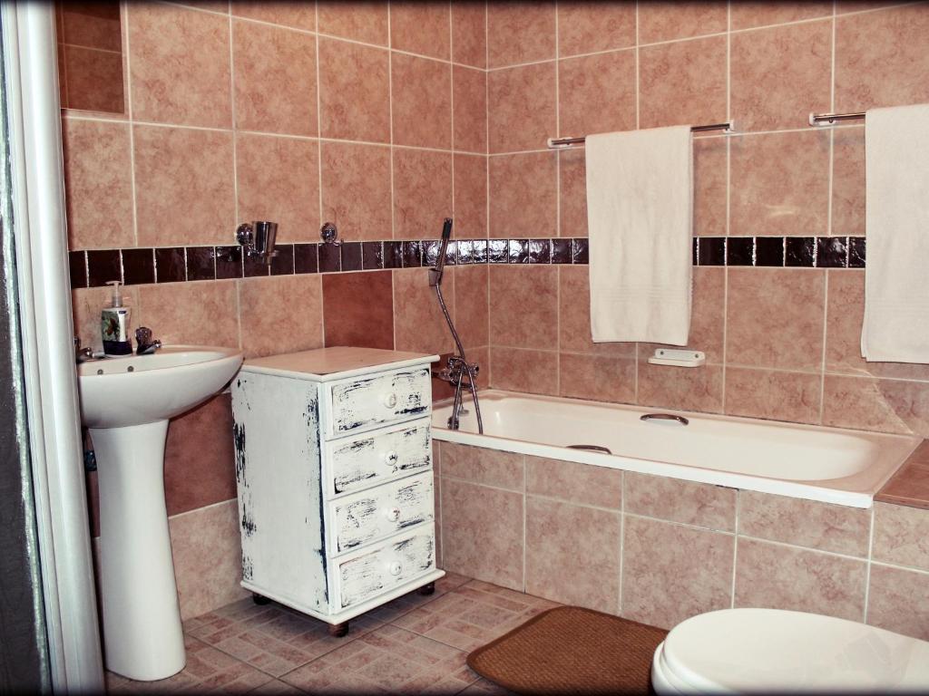 Aqua Terra Guest House ライデンバーグ エクステリア 写真